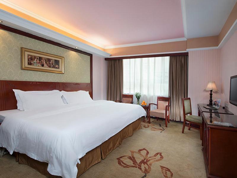 Vienna Hotel Nanchang Railway Staion Bagian luar foto